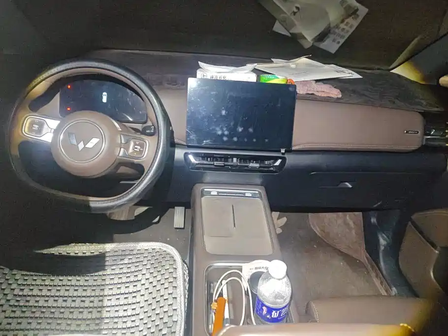 Wuling Motors Xingguang 730 New Energy 2026 2025 Model Plug-in Hybrid Base Version