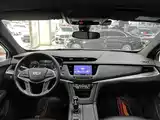 Photo 13 - Cadillac XT5