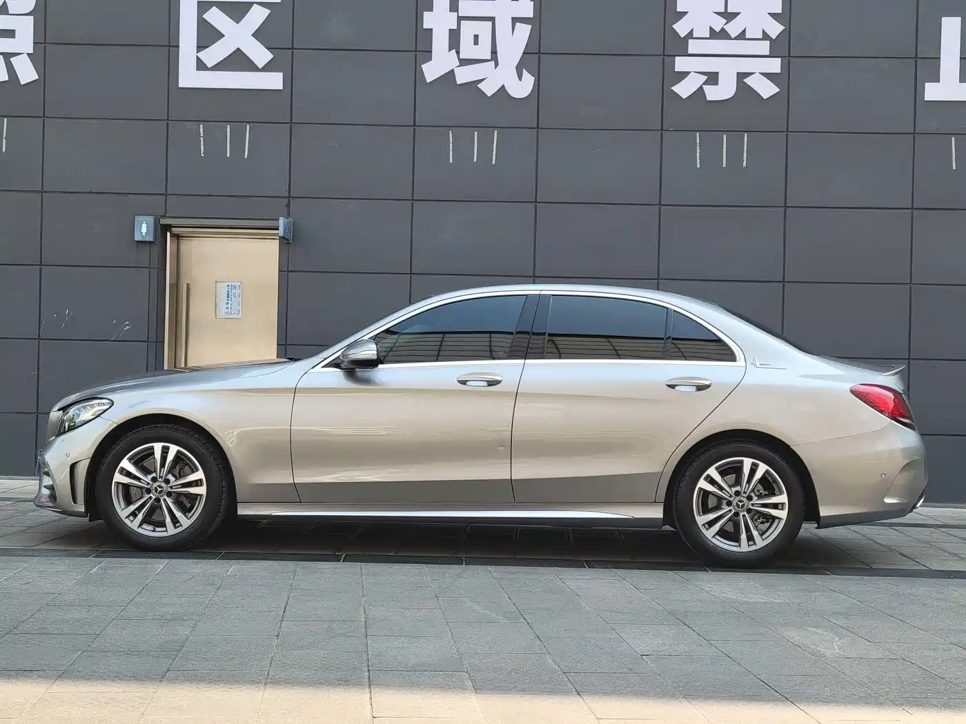Mercedes-Benz C-Class 2019 C 180 L Fashion Sport Edition фото 18