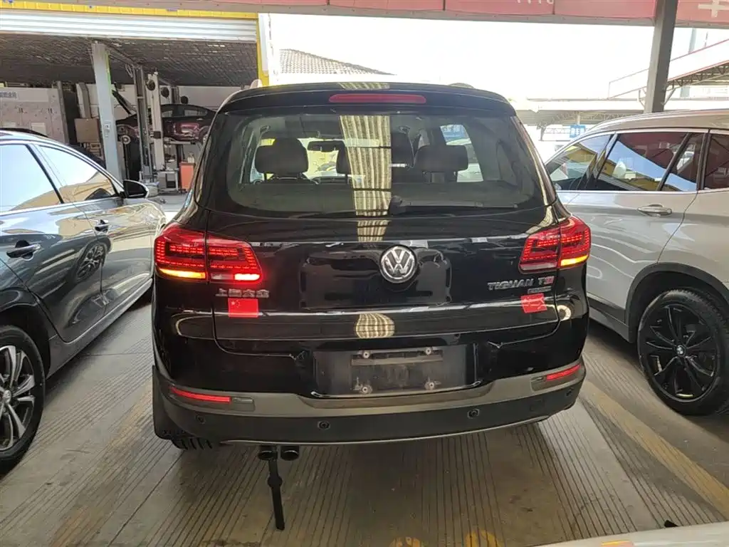 Volkswagen Tiguan 2013 1.8TSI Automatic 2WD Luxury Model фото 6