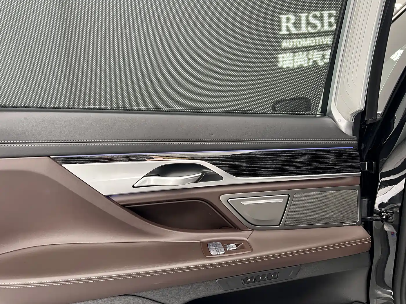 BMW 7 Series 2021 Model 730Li M Sport Package фото 22