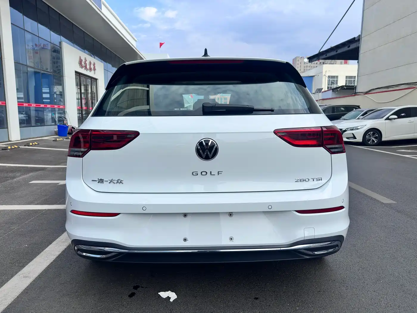Volkswagen Golf 2023 280TSI DSG Pro фото 15