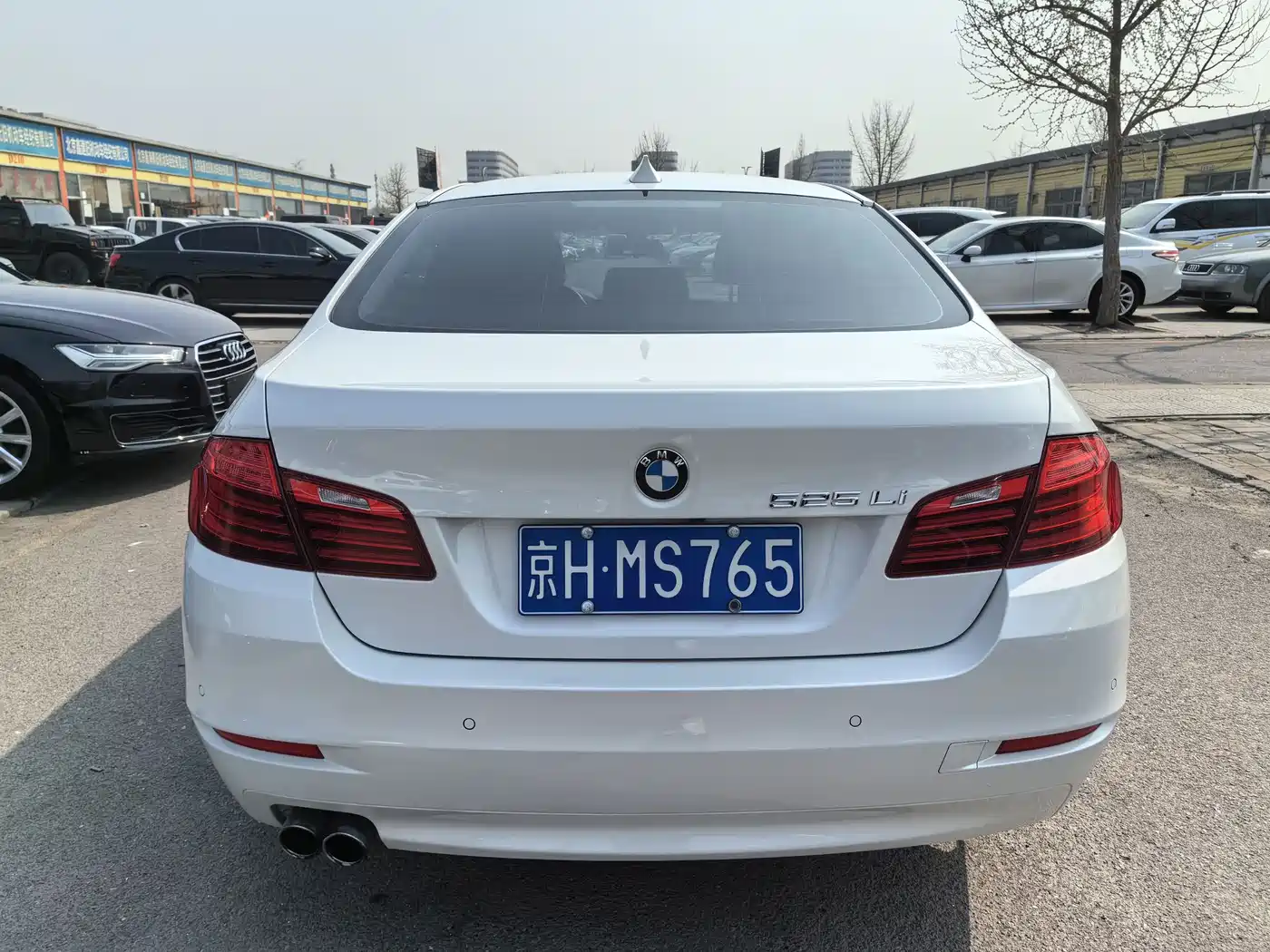 BMW 5 Series 2017 525Li Leading Edition фото 4