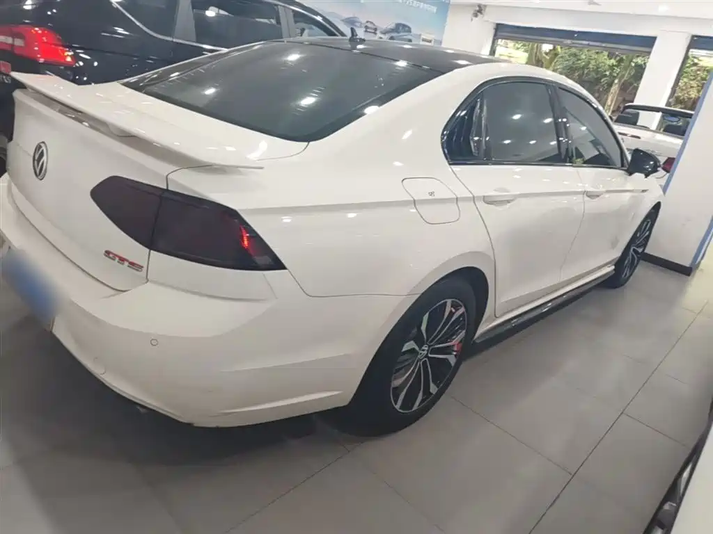 Volkswagen Lamando 2018 280TSI DSG Comfort Edition фото 7