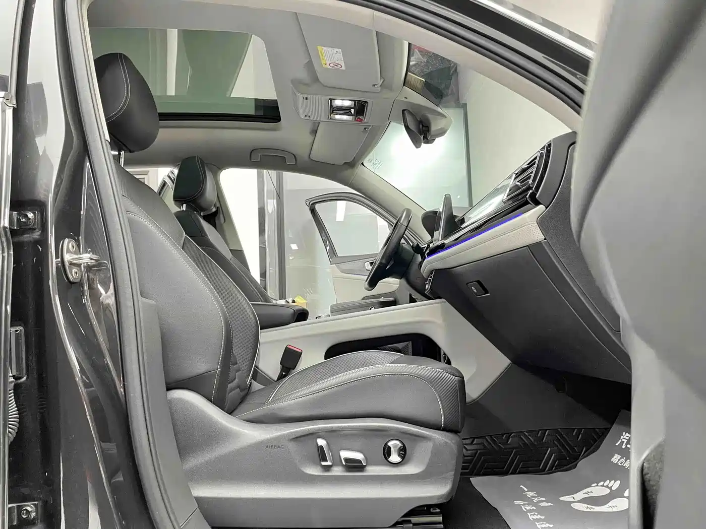 Volkswagen Teramont 2022 2022 Teramont X 380TSI 4MOTION Premium Luxury