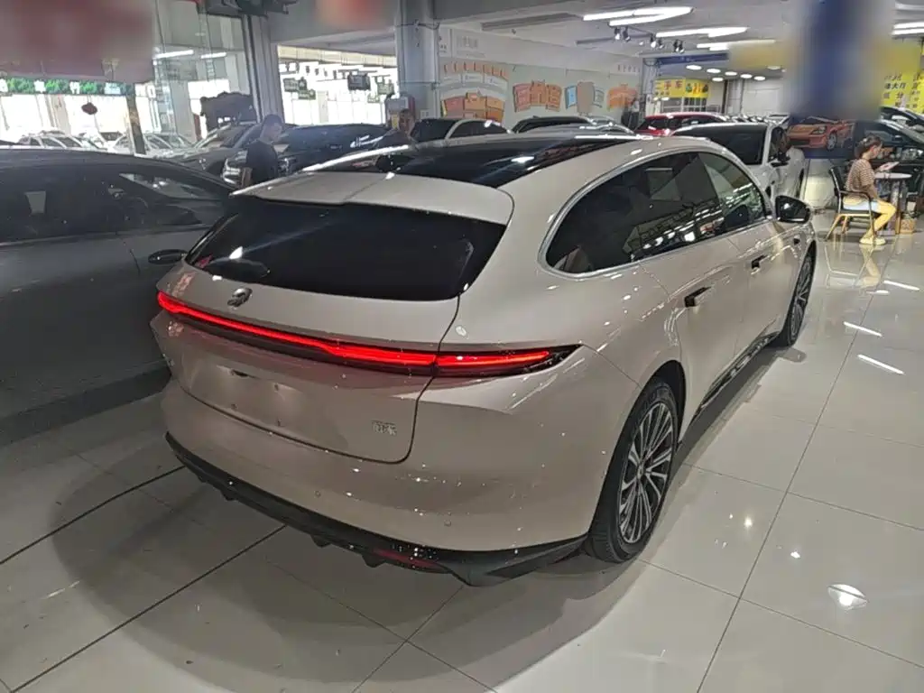 NIO ET5T 2026 2025 75kWh Touring