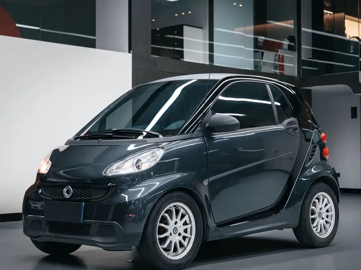 smart fortwo 2013 2012 1.0 MHD Hardtop Standard