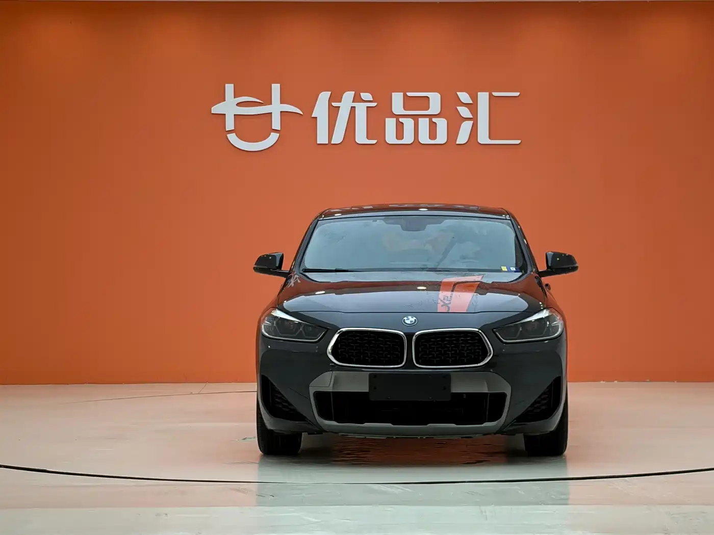 Фото 2 - BMW X2