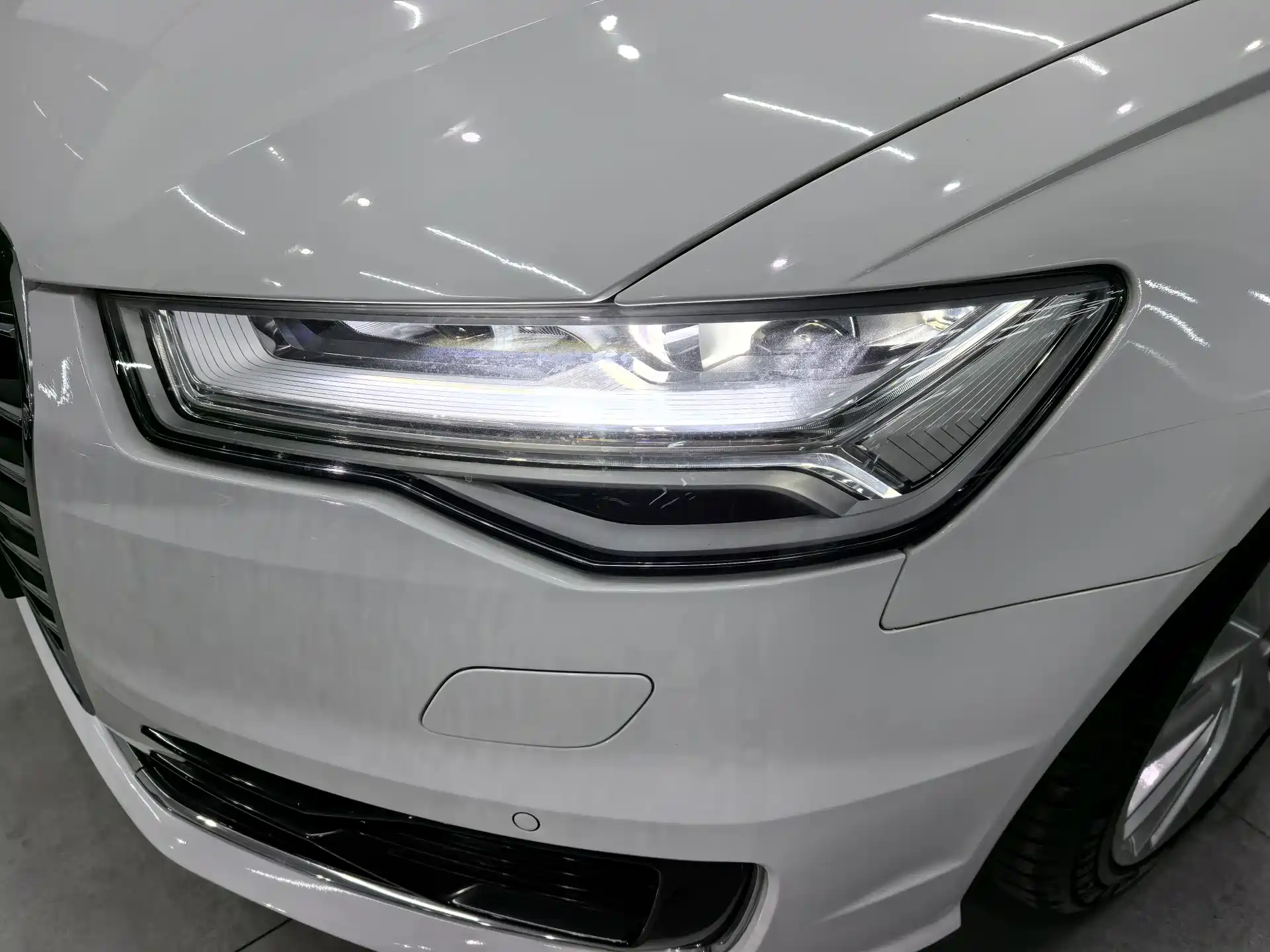 Фото 18 - Audi A6L