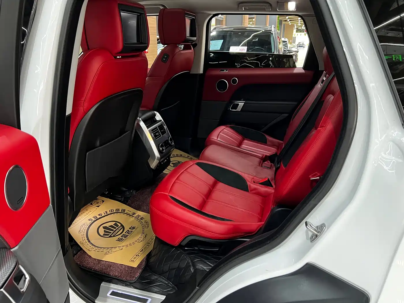 Land Rover Range Rover Sport 2020 3.0 L6 HSE DYNAMIC фото 11