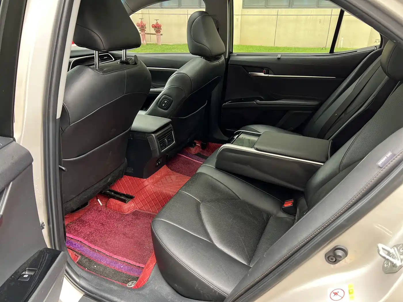 Toyota Camry 2018 2.5Q Flagship Edition фото 8