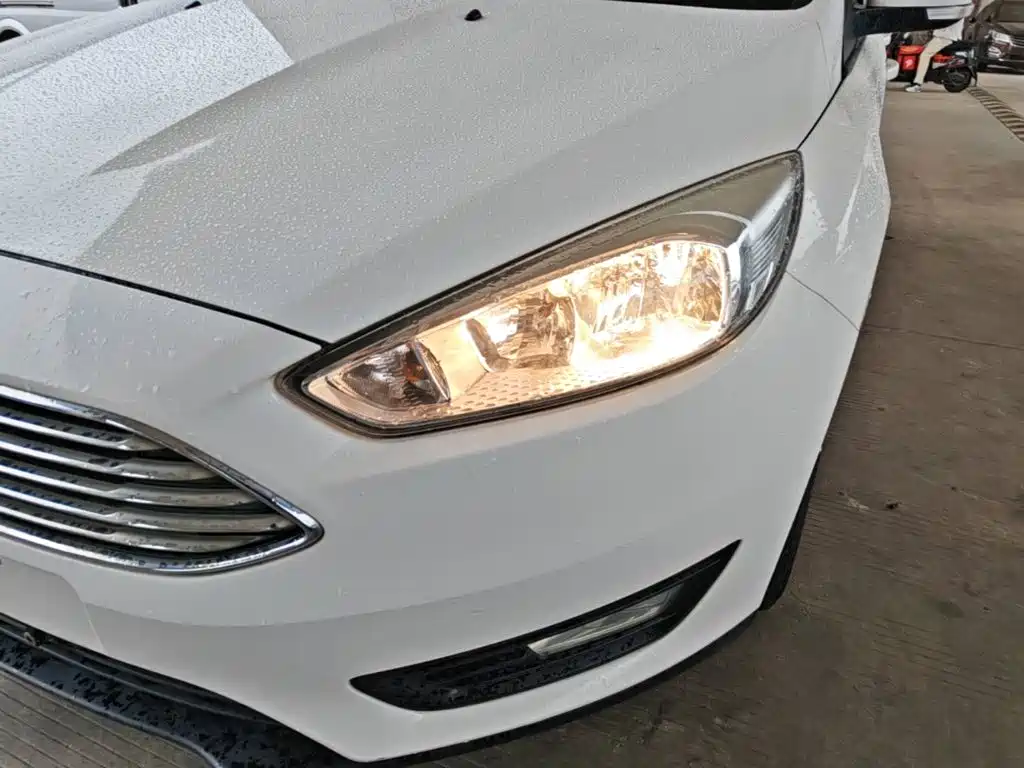Ford Focus 2018 2018 Sedan Classic 1.6L Automatic Trend Smart Edition