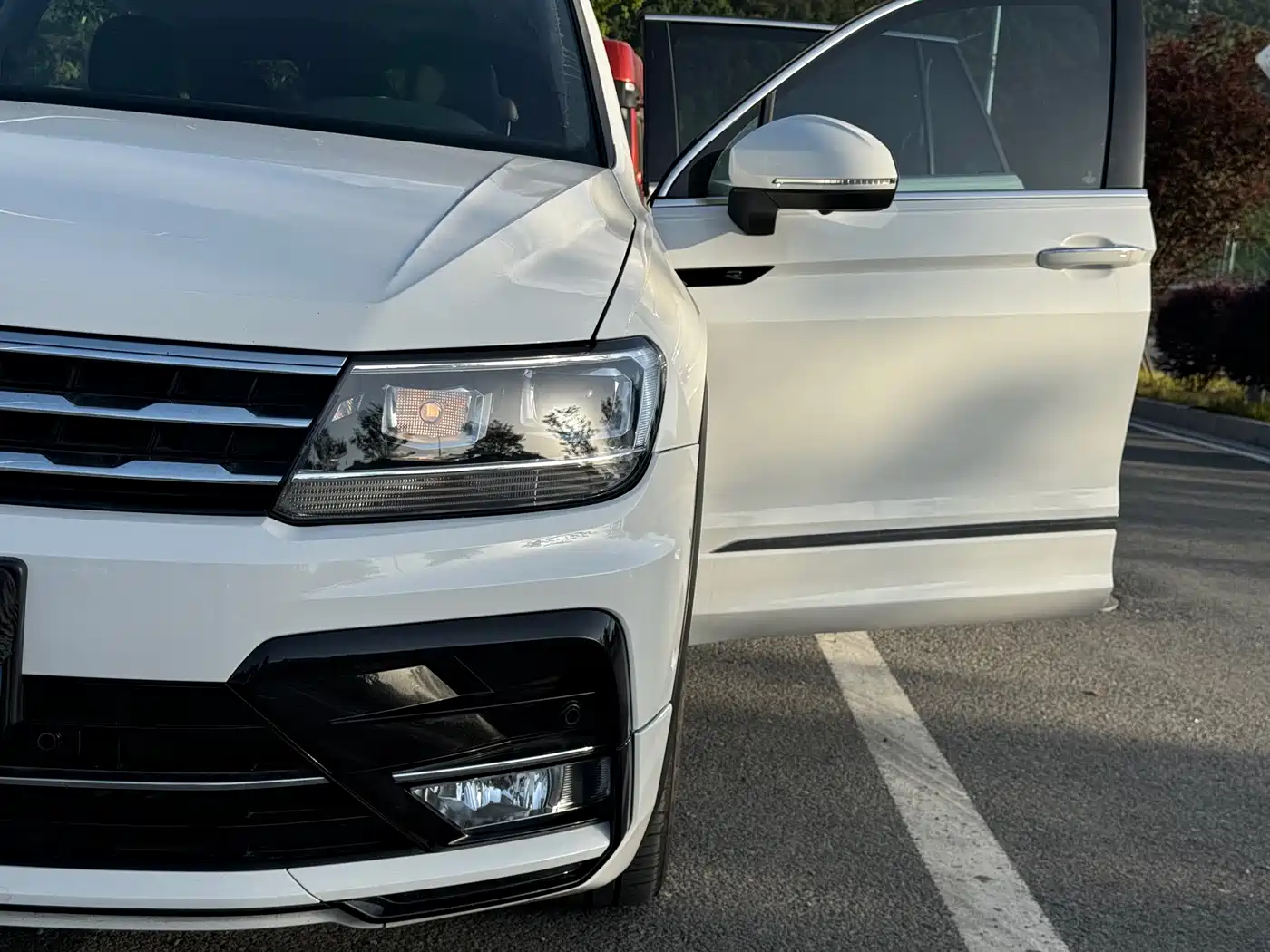 Volkswagen Tiguan L 2021 330TSI Automatic 2WD R-Line Premium фото 14