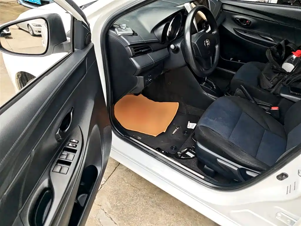 Toyota YARiS L Zhi Xiang 2019 1.5E CVT Charming China VI фото 12