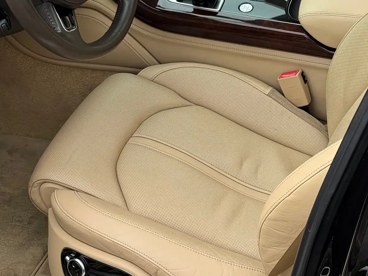Audi A8 2012 A8L 45 TFSI quattro Luxury фото 10