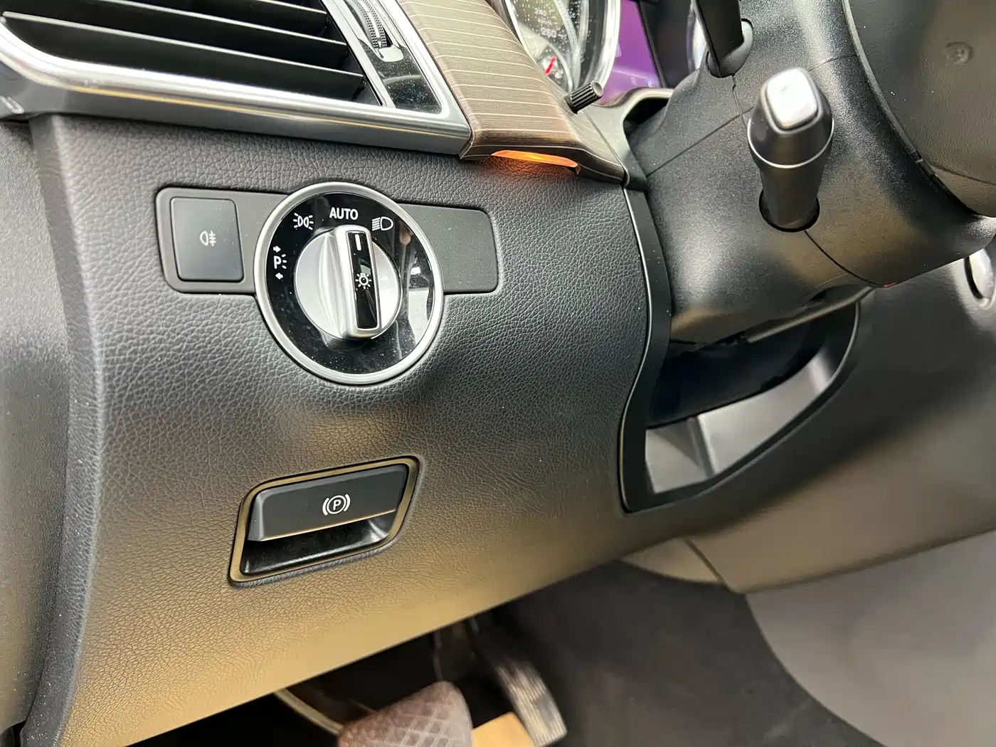 Mercedes-Benz GLE 2018 GLE 320 4MATIC Dynamic Ultimate Edition фото 4