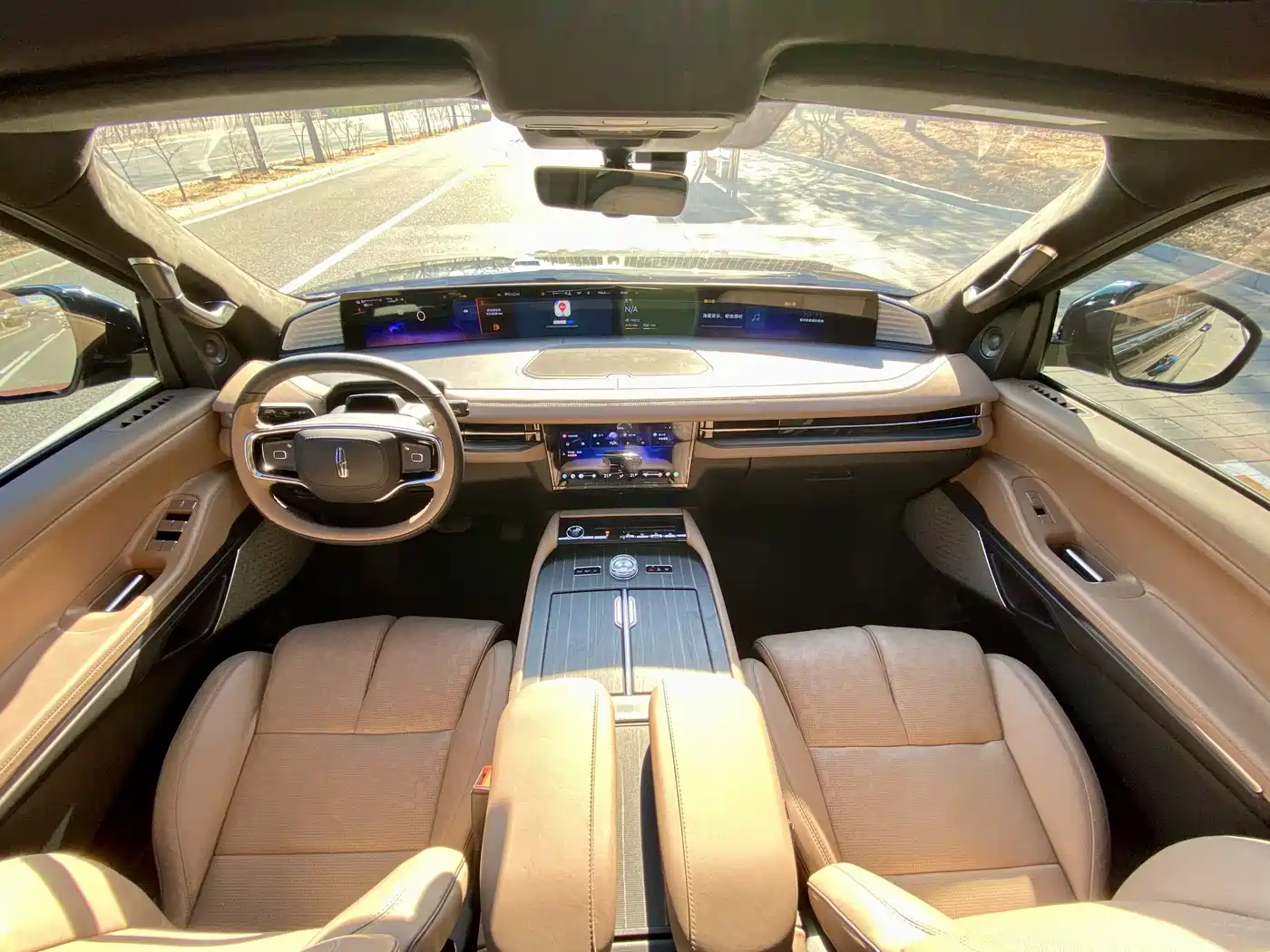 Lincoln Navigator 2025 3.5T Presidential Edition фото 19