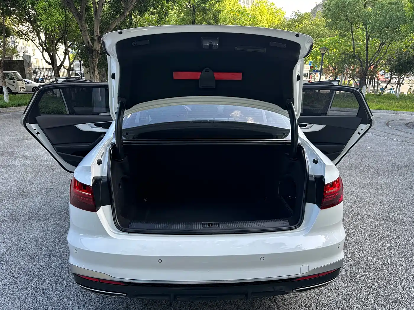 Audi A4L 2022 40 TFSI Luxury Dynamic фото 20