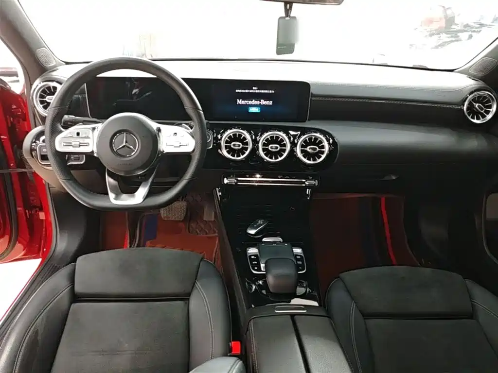 Mercedes-Benz A-Class 2020 A 200 L Sport Sedan фото 10