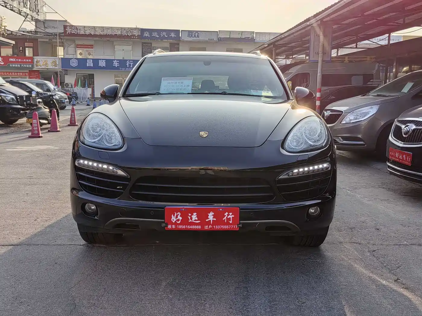 Porsche Cayenne фото 2