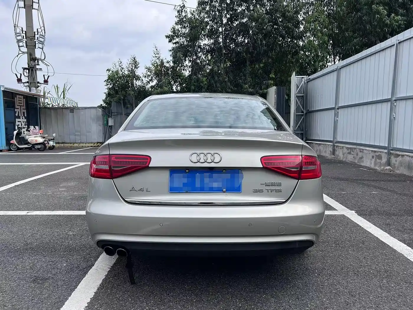 Photo 5 - Audi A4L
