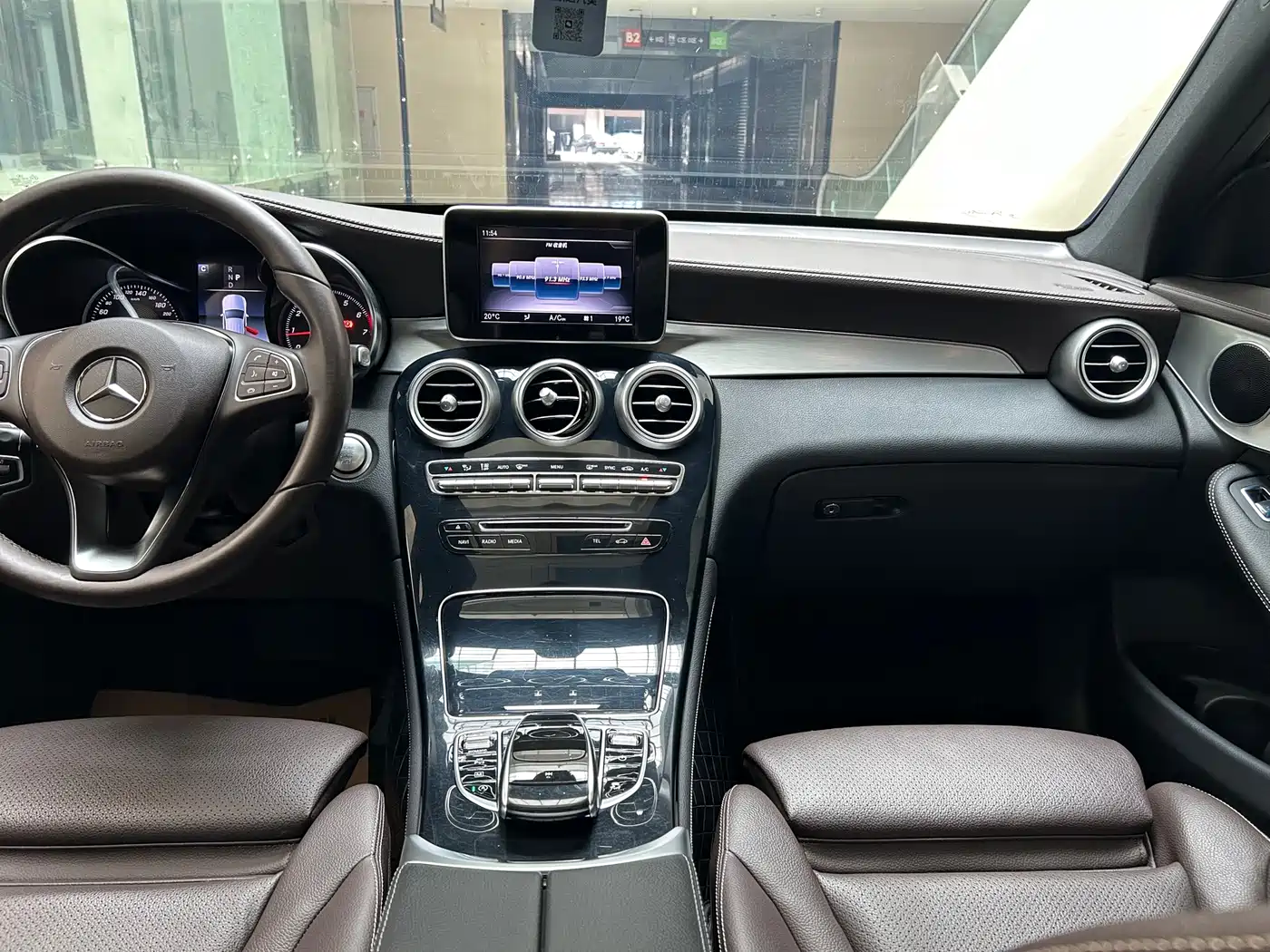 Mercedes-Benz GLC 2019 Model GLC 200 L 4MATIC фото 11