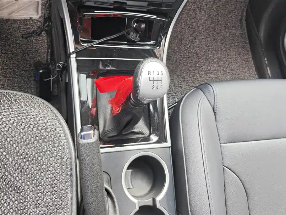 Haval H2 2016 Red Label 1.5T Manual 2WD Elite фото 16