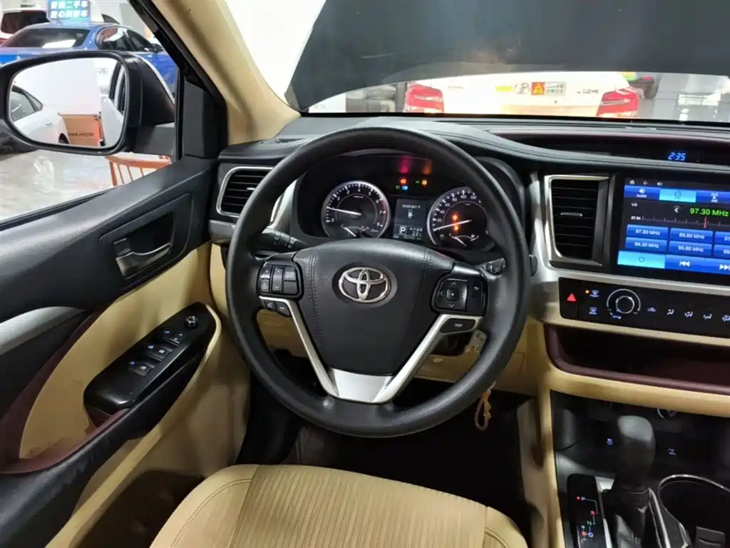 Toyota Highlander 2017 2.0T 4WD Elite 7-Seater фото 11