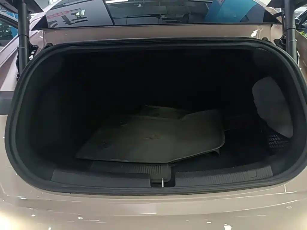 NIO ET5 2023 2022 75kWh