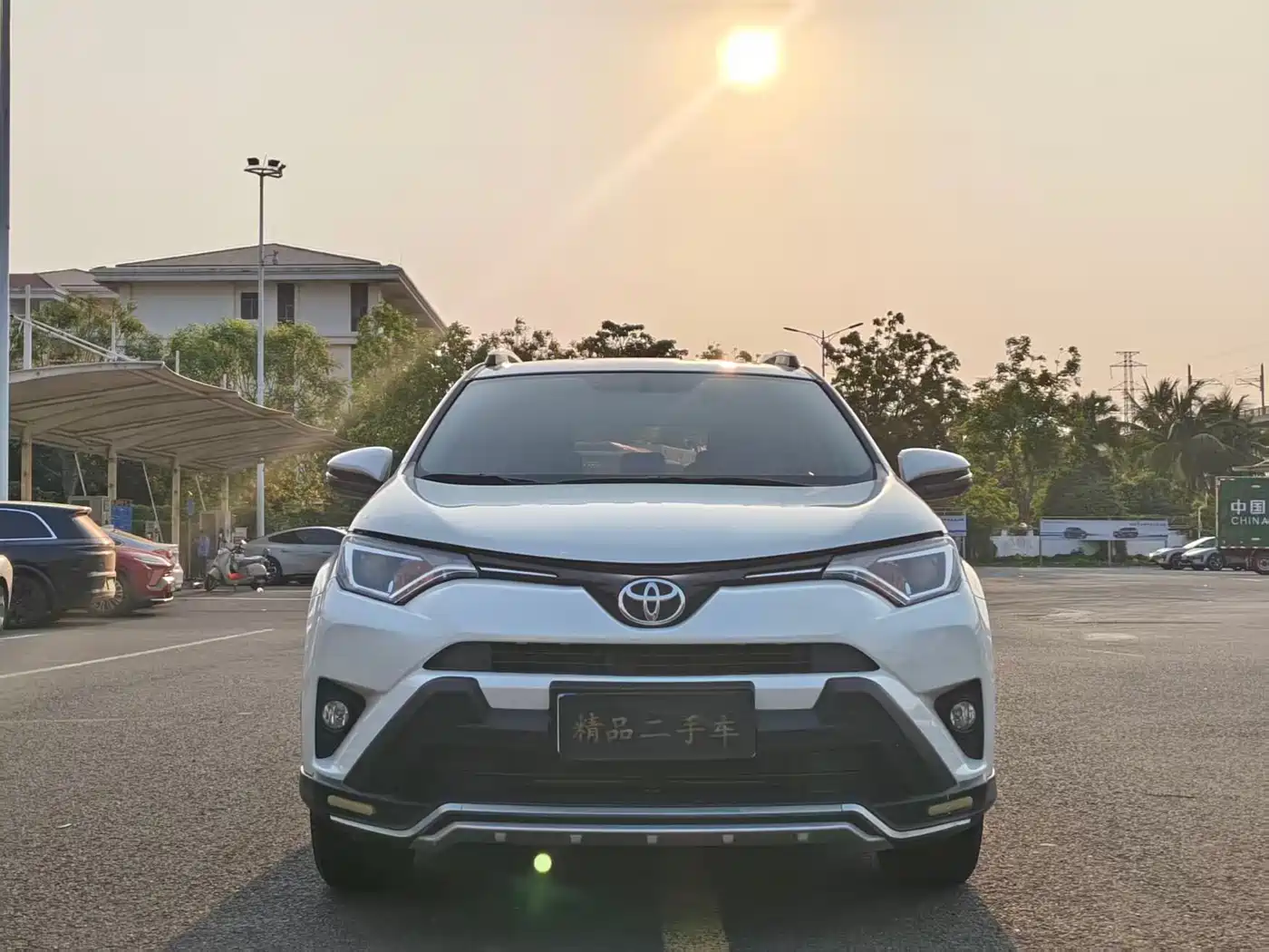Toyota RAV4 Rongfang 2018 2.0L CVT 2WD Trend X Edition фото 2