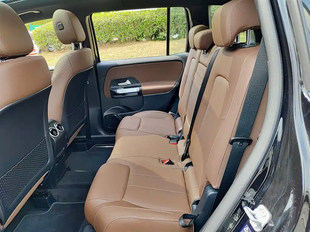 Mercedes-Benz GLB 2024 GLB 220 Dynamic фото 8