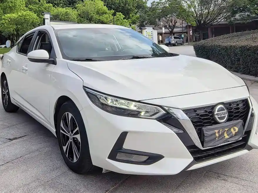 Фото 3 - Nissan Sylphy