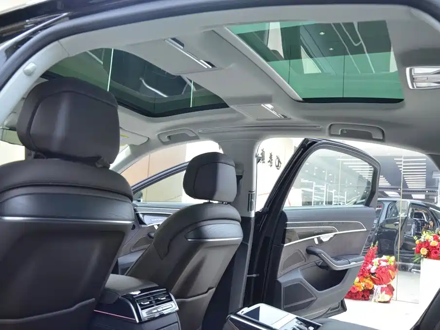 Audi A8 2026 2025 A8L 50 TFSI quattro Exclusive Selection