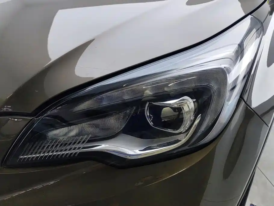 Фото 5 - Buick Envision Plus