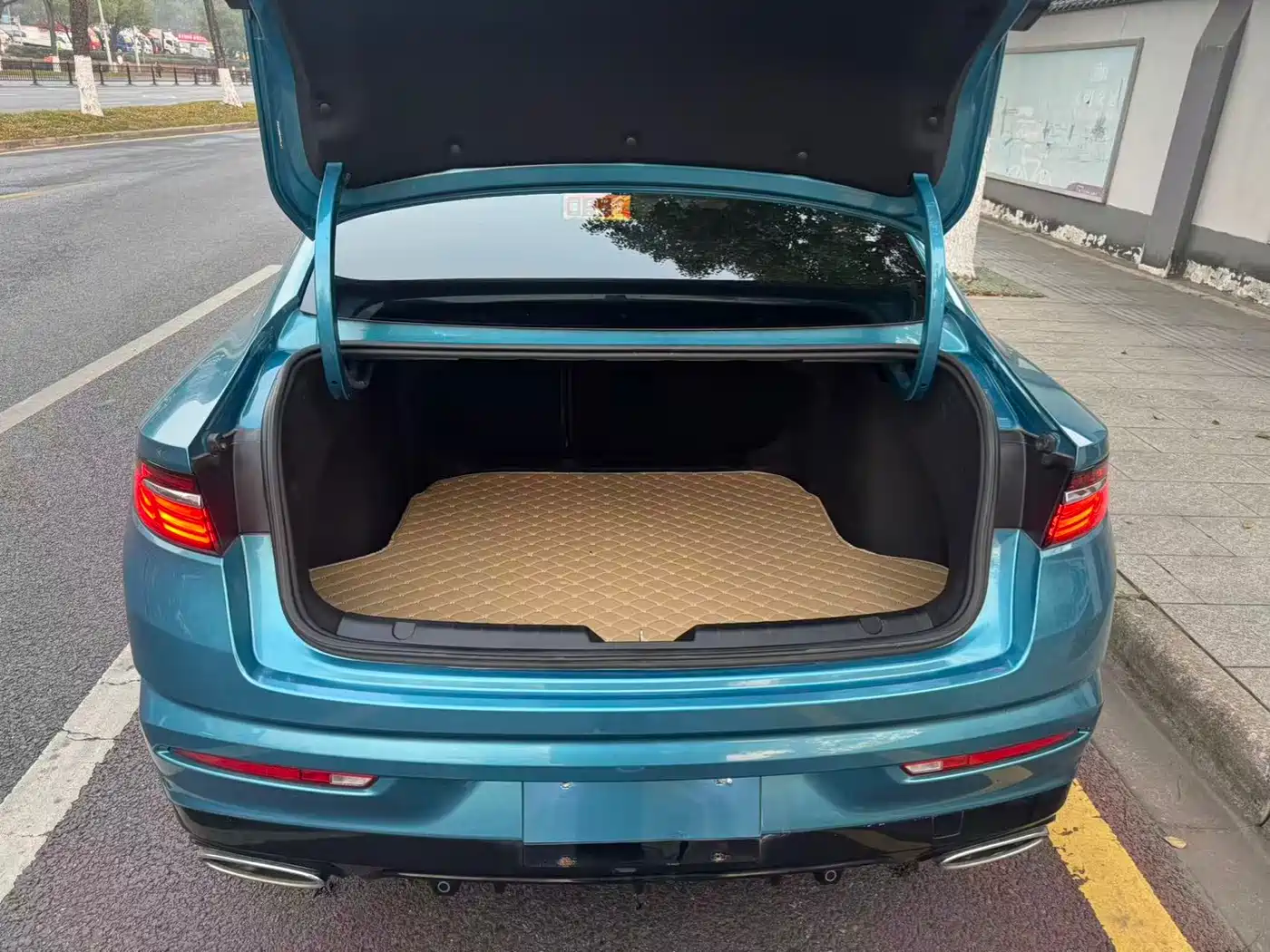 GEELY AUTOMOBILE XINGRUI