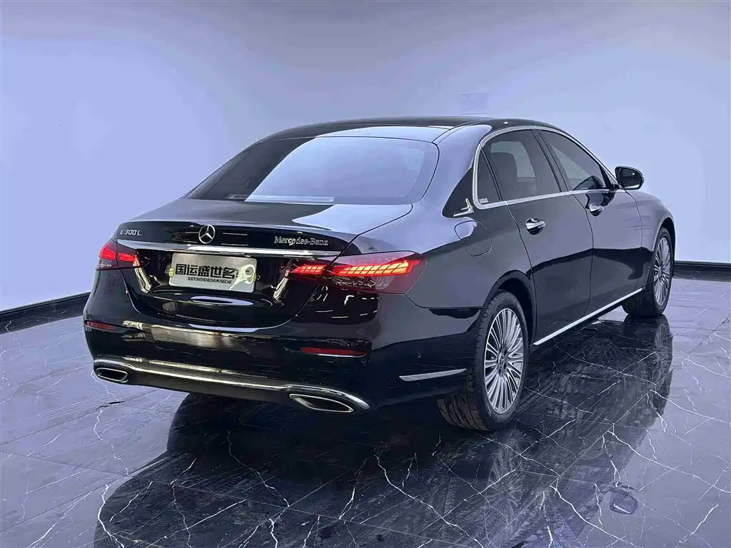  E CLASS