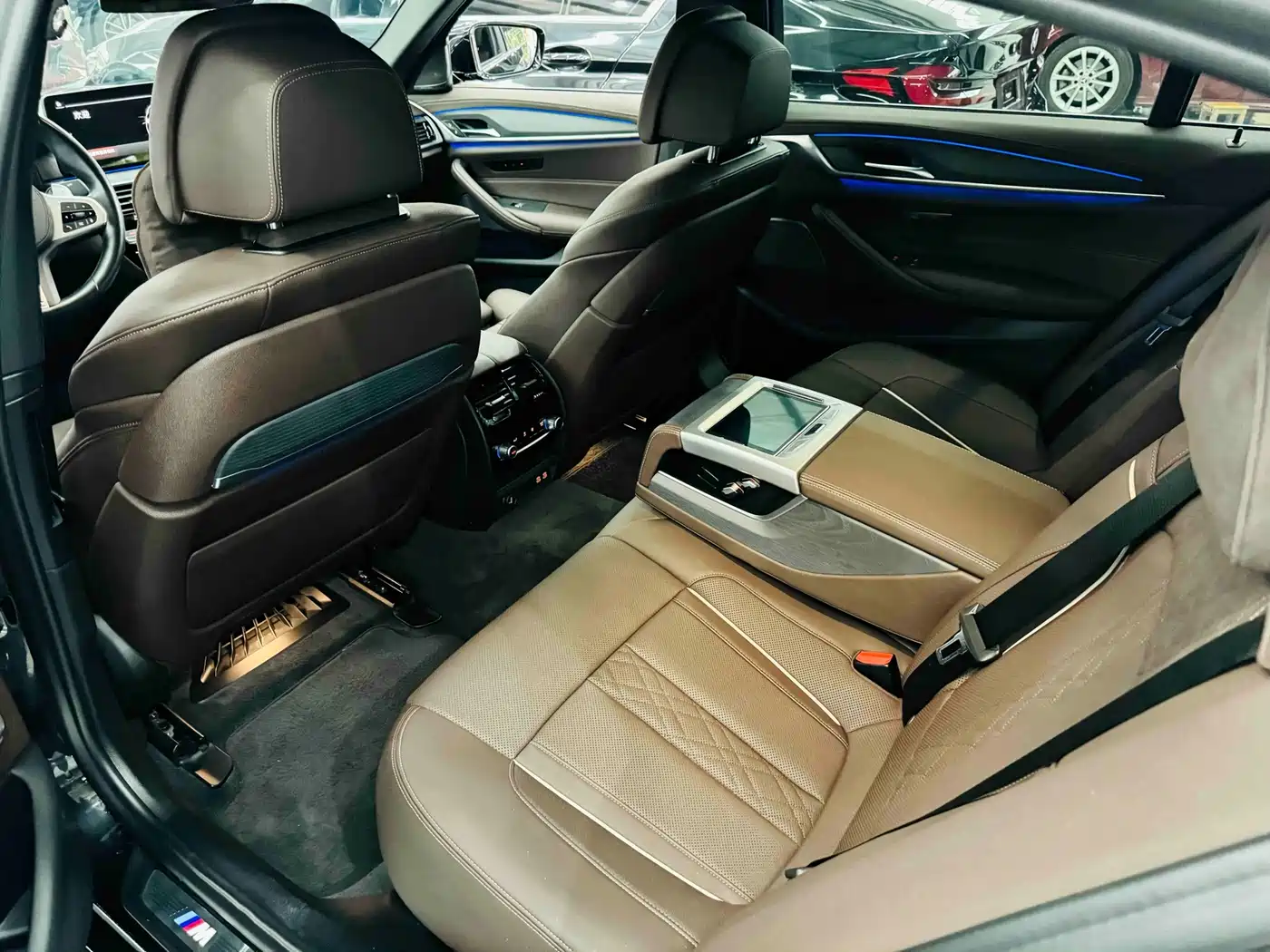 BMW 5 Series 2021 530Li Premium M Sport Package фото 5