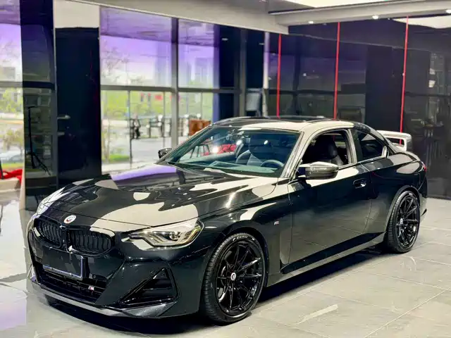 BMW M240I