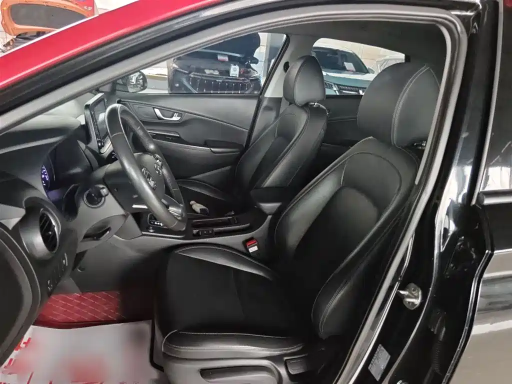 Hyundai ENCINO 2018 1.6T DCT ZhiLian Edition China V фото 8