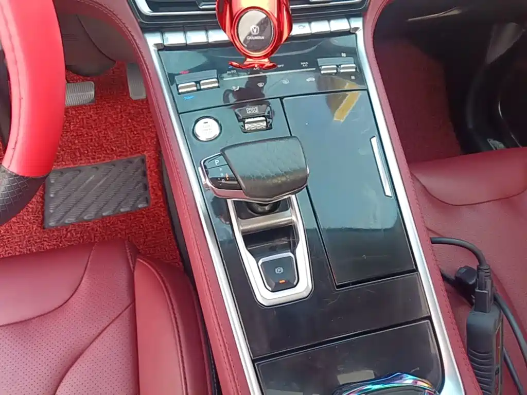 Changan CS85 COUPE 2022 2021 1.5T DCT Luxury