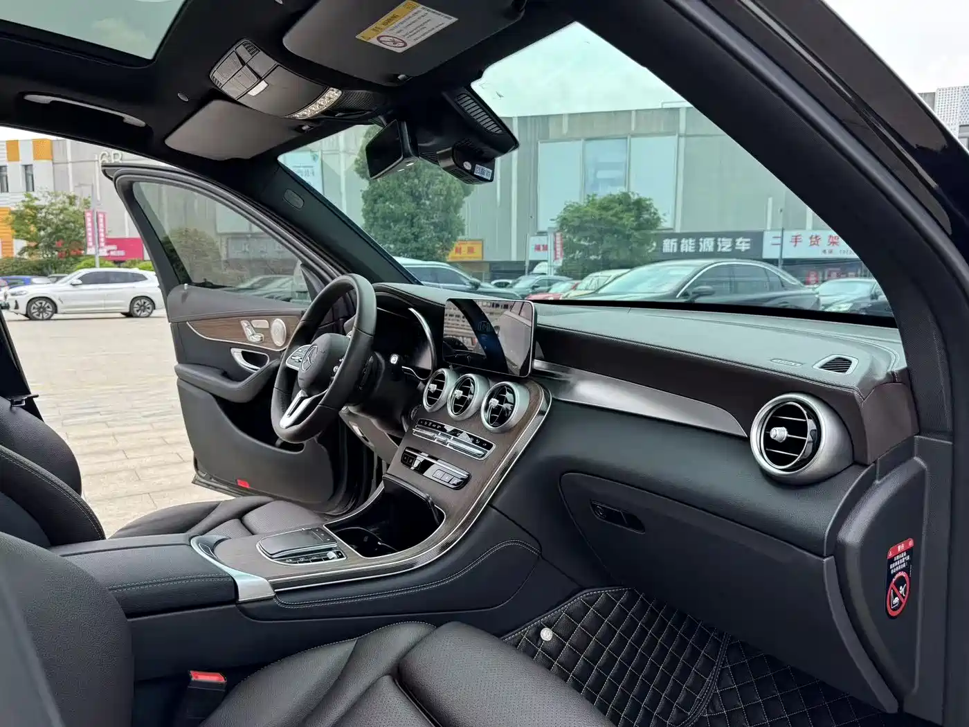 Mercedes-Benz GLC 2021 GLC 300 L 4MATIC Sporty фото 31