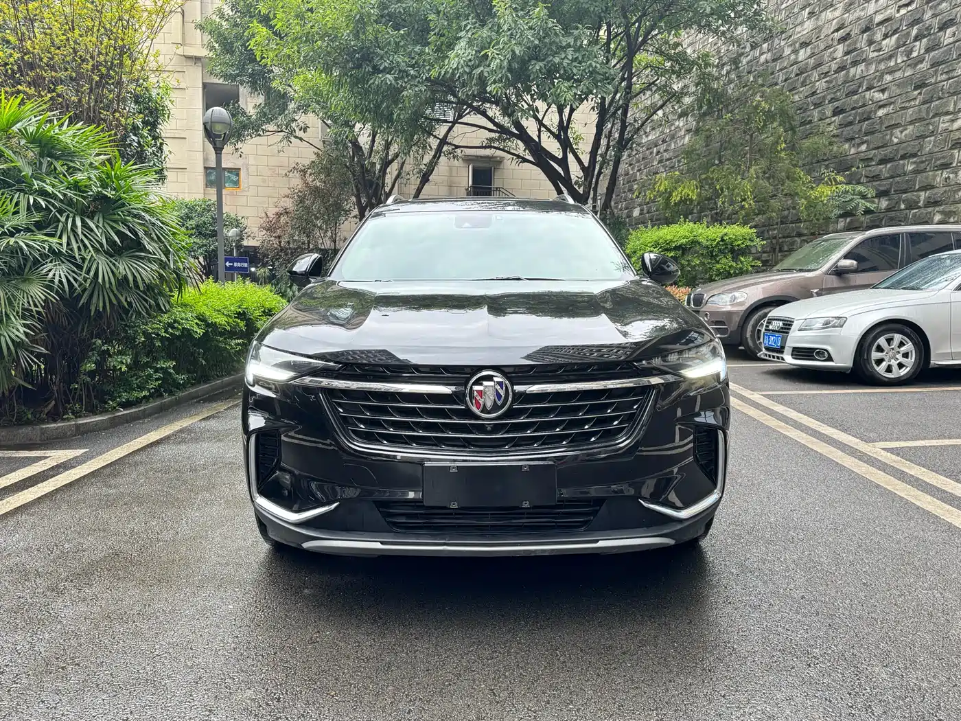 Buick Envision Plus 2022 Enclave Plus 652T 5-Seater AWD Luxury фото 2