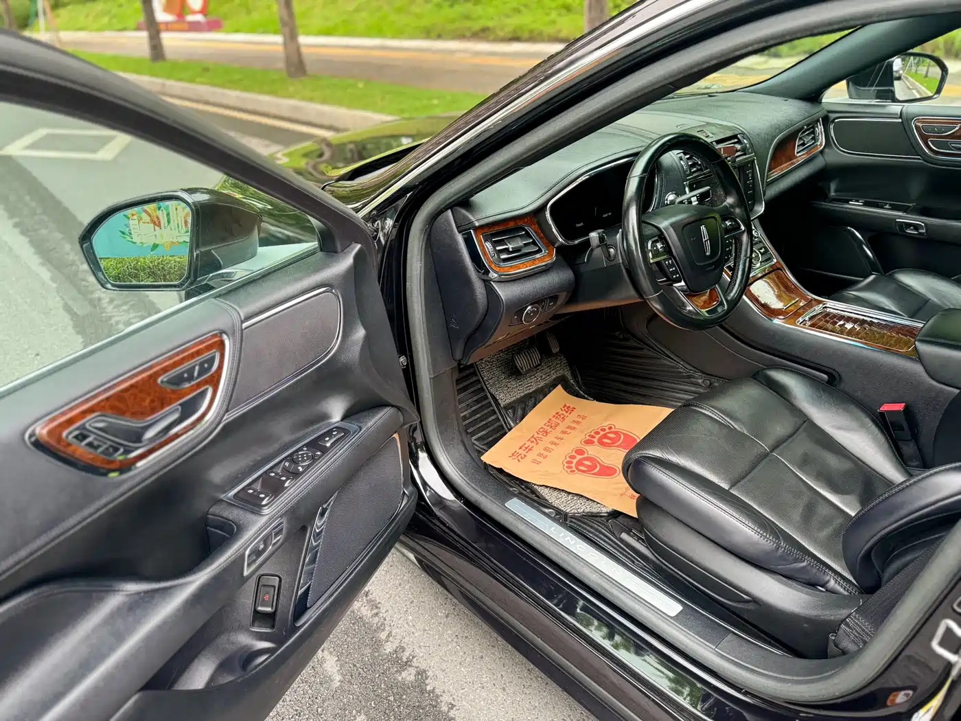 Lincoln Continental 2019 2.0T 2WD Zunya Edition China V фото 10