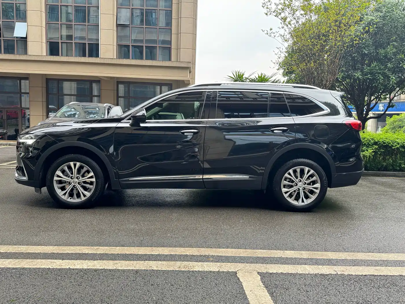Buick Envision Plus 2022 Enclave Plus 652T 5-Seater AWD Luxury фото 4