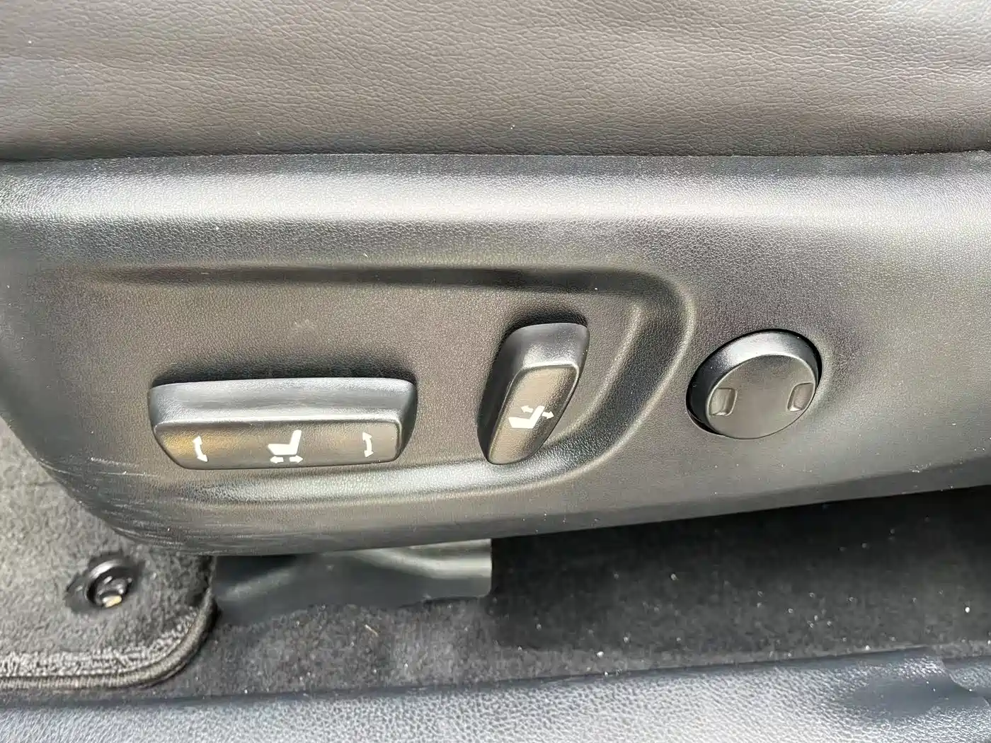 Toyota Highlander 2015 2.0T FWD Luxury Edition 7-seater фото 10
