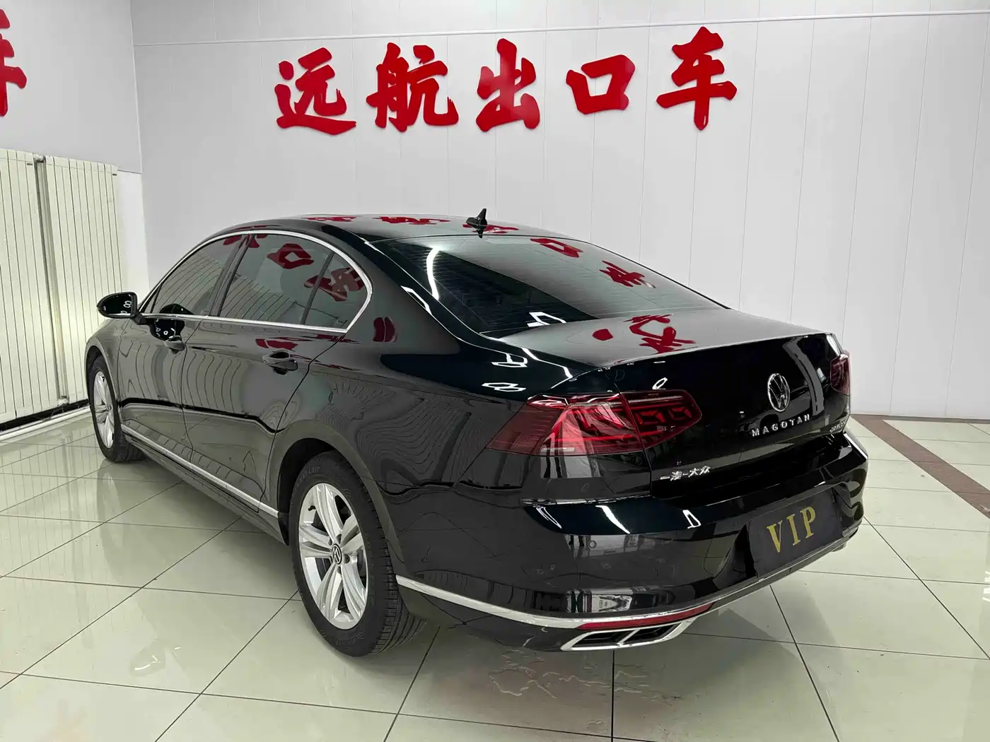 Volkswagen Magotan 2023 Model 2 Million Units Commemorative Edition 280TSI DSG Leading Version фото 6