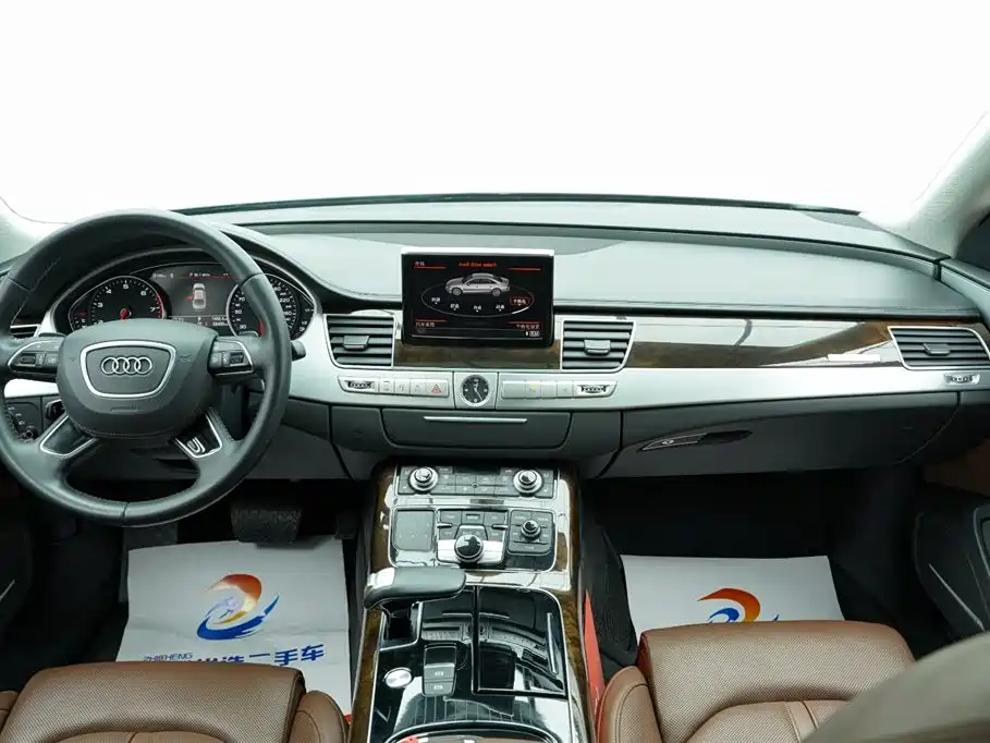 Audi A8 2014 A8L 45 TFSI quattro Luxury фото 7