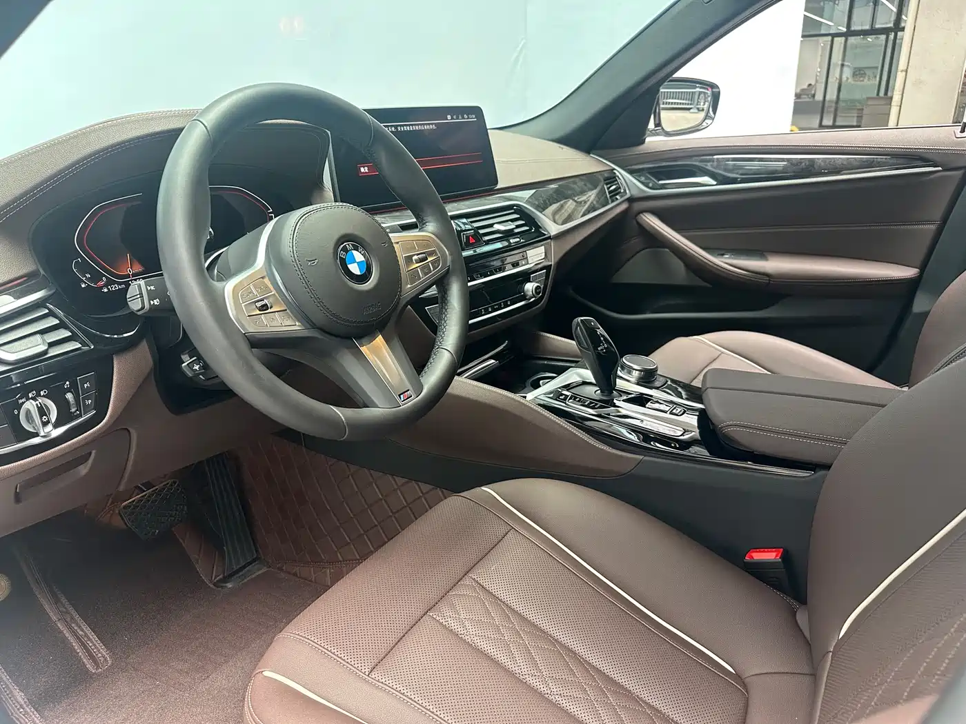 BMW 5 Series 2022 525Li M Sport Package фото 5