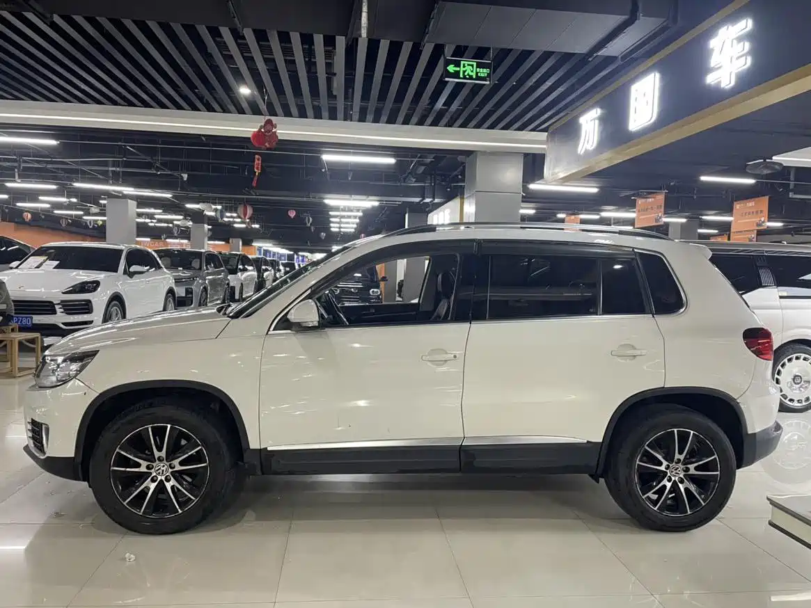 Volkswagen Tiguan 2013 2.0TSI Auto 4WD Luxury Edition фото 3