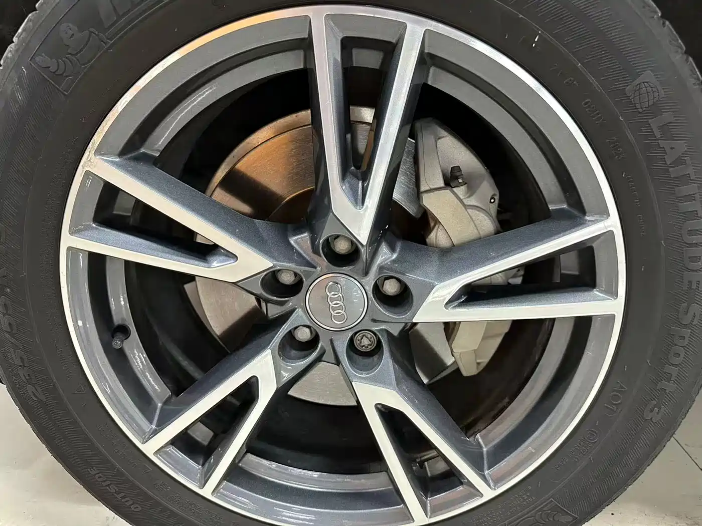 Audi Q5L 2020 40 TFSI Prestige Fashion фото 16